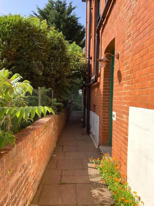 Lepine- Holiday Apartment In Sunny 福克斯通 外观 照片